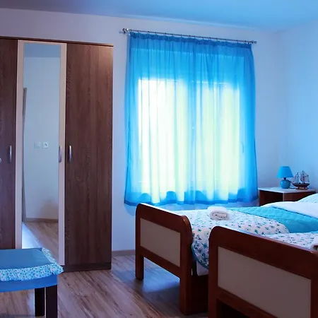 Ljubica Kastel Gomilica Appartement *